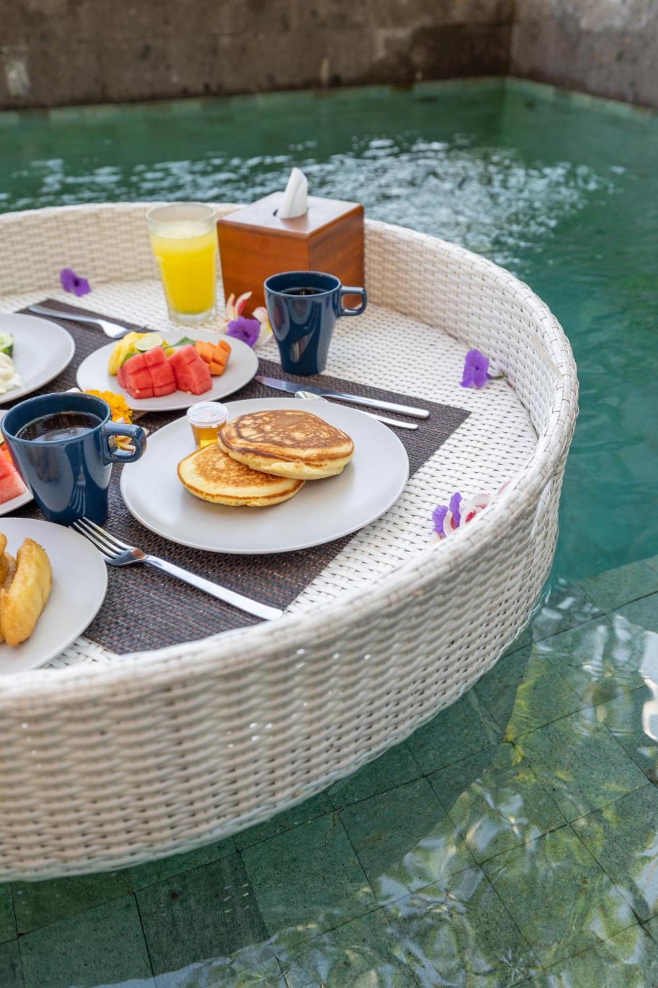 Prema Ubud Romantic Villas Экстерьер фото